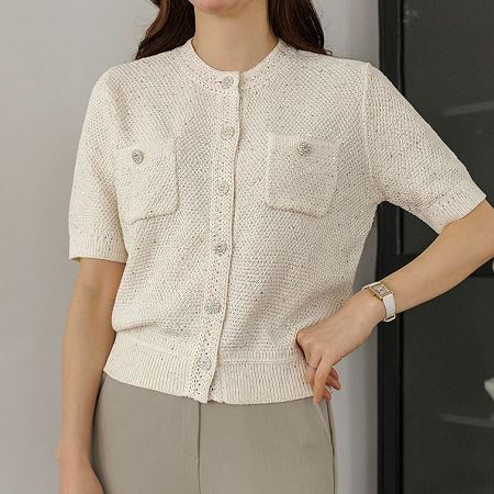 Dongdaemum Women’s Coats & Jackets, a testament to the elegance and quality of wholesale Korean fashion.