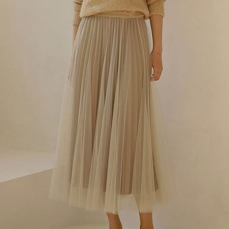 Dongdaemum Women’s Dresses, a testament to the elegance and quality of wholesale Korean fashion.