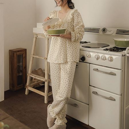 A variety of Dongdaemum Women’s One-Pieces, representing the allure of Korean fashion.