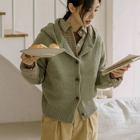 A variety of Dongdaemum Women’s Coats & Jackets, reflecting the sophistication of Korean fashion.