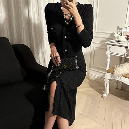 Dongdaemum Women’s Dresses, a testament to the elegance and quality of wholesale Korean fashion.