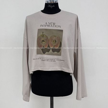 Dongdaemum Women’s Shirts, Tops & T-Shirts, a testament to the elegance and quality of wholesale Korean fashion.