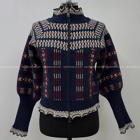 A variety of Dongdaemum Women’s Coats & Jackets, reflecting the sophistication of Korean fashion.