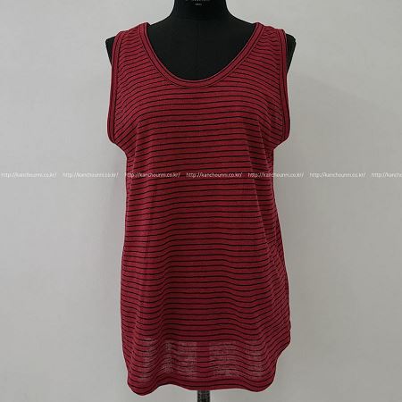 Dongdaemum Women’s Shirts, Tops & T-Shirts, a testament to the elegance and quality of wholesale Korean fashion.
