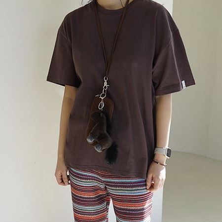 Dongdaemum Women’s Shirts, Tops & T-Shirts, a testament to the elegance and quality of wholesale Korean fashion.