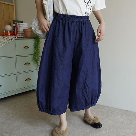Dongdaemum Women’s Pants, a testament to the elegance and quality of wholesale Korean fashion.