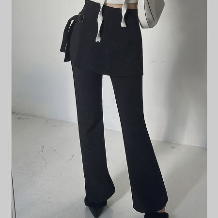 Dongdaemum Women’s Pants, a testament to the elegance and quality of wholesale Korean fashion.