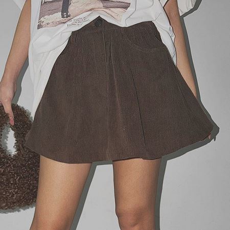 Dongdaemum Women’s Dresses, a testament to the elegance and quality of wholesale Korean fashion.