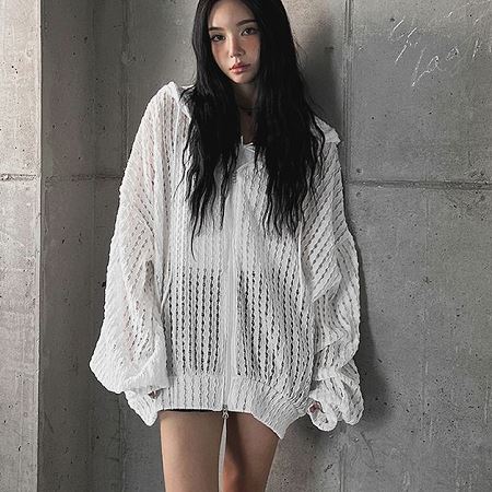 Dongdaemum Women’s Coats & Jackets, a testament to the elegance and quality of wholesale Korean fashion.