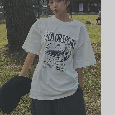 Dongdaemum Women’s Shirts, Tops & T-Shirts, a testament to the elegance and quality of wholesale Korean fashion.