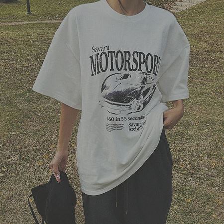 Dongdaemum Women’s Shirts, Tops & T-Shirts, a testament to the elegance and quality of wholesale Korean fashion.