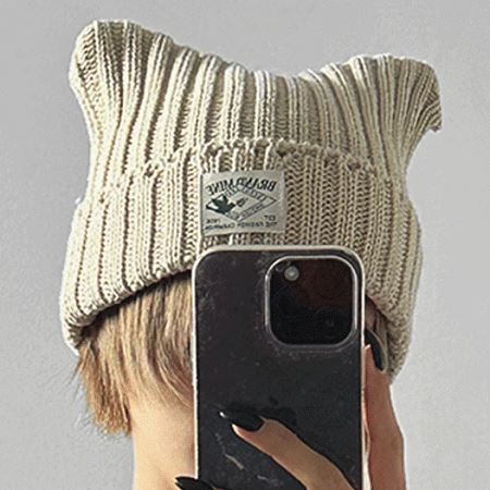 Dongdaemum Women’s Clothing Accessories, a testament to the elegance and quality of wholesale Korean fashion.