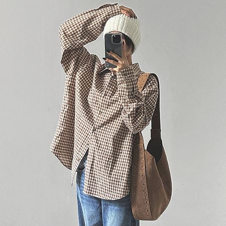 Dongdaemum Women’s Shirts, Tops & T-Shirts, a testament to the elegance and quality of wholesale Korean fashion.