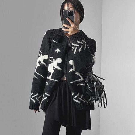 Dongdaemum Women’s Coats & Jackets, a testament to the elegance and quality of wholesale Korean fashion.