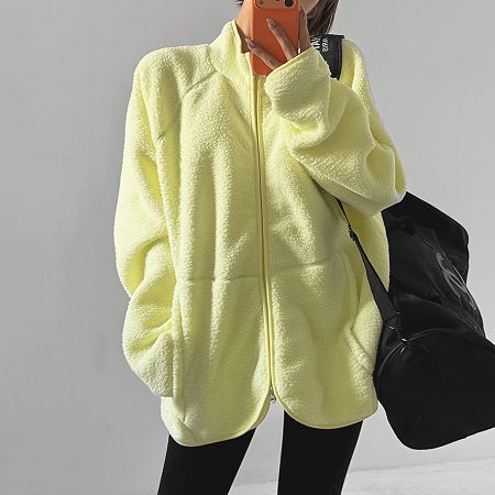 Dongdaemum Women’s Coats & Jackets, a testament to the elegance and quality of wholesale Korean fashion.