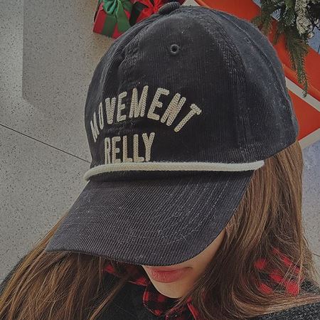 Dongdaemum Women’s Clothing Accessories, a testament to the elegance and quality of wholesale Korean fashion.