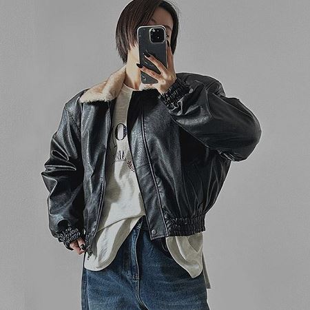 Dongdaemum Women’s Coats & Jackets, a testament to the elegance and quality of wholesale Korean fashion.