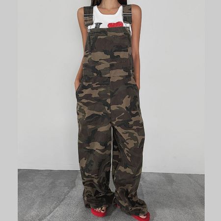 Dongdaemum Women’s Pants, a testament to the elegance and quality of wholesale Korean fashion.