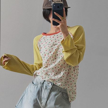 Dongdaemum Women’s Shirts, Tops & T-Shirts, a testament to the elegance and quality of wholesale Korean fashion.