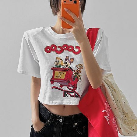 Dongdaemum Women’s Shirts, Tops & T-Shirts, a testament to the elegance and quality of wholesale Korean fashion.