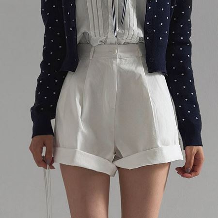 Dongdaemum Women’s Pants, a testament to the elegance and quality of wholesale Korean fashion.