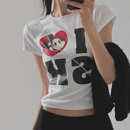 Dongdaemum Women’s Shirts, Tops & T-Shirts, a testament to the elegance and quality of wholesale Korean fashion.