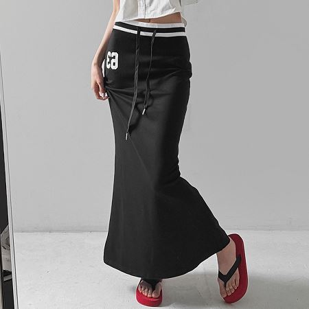 Dongdaemum Women’s Dresses, a testament to the elegance and quality of wholesale Korean fashion.