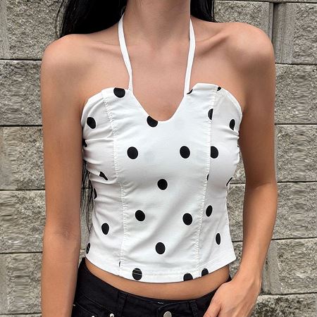 Dongdaemum Women’s Shirts, Tops & T-Shirts, a testament to the elegance and quality of wholesale Korean fashion.