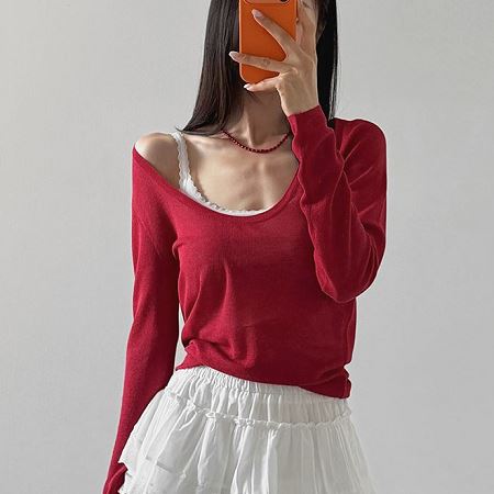 Dongdaemum Women’s Shirts, Tops & T-Shirts, a testament to the elegance and quality of wholesale Korean fashion.