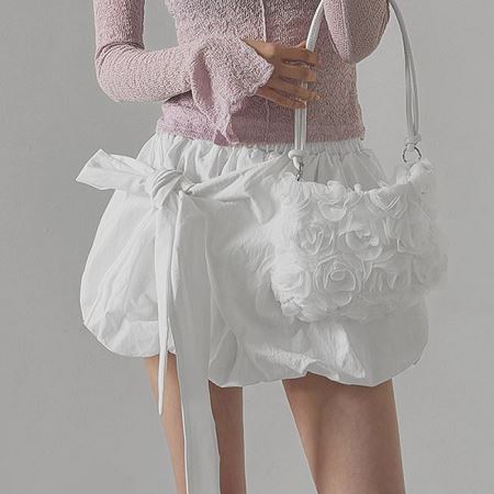 Dongdaemum Women’s Dresses, a testament to the elegance and quality of wholesale Korean fashion.