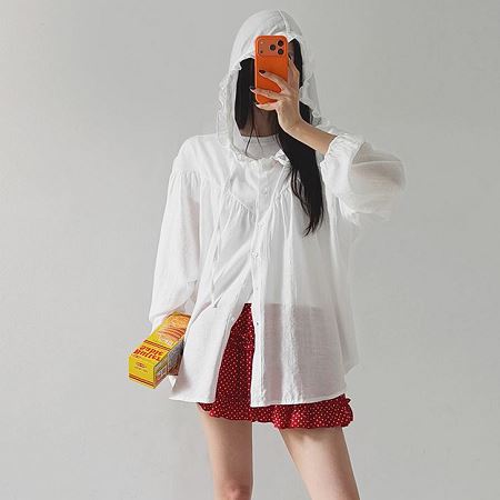 Dongdaemum Women’s Coats & Jackets, a testament to the elegance and quality of wholesale Korean fashion.