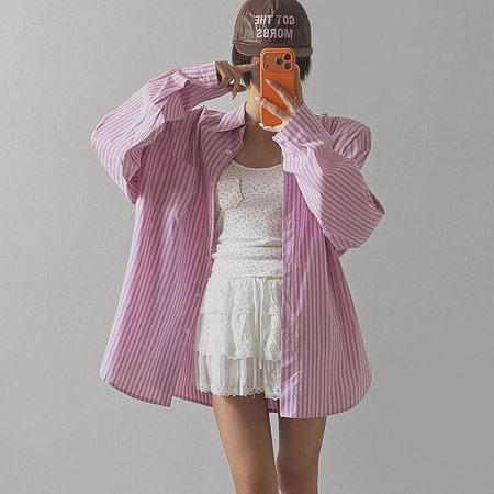 Dongdaemum Women’s Shirts, Tops & T-Shirts, a testament to the elegance and quality of wholesale Korean fashion.