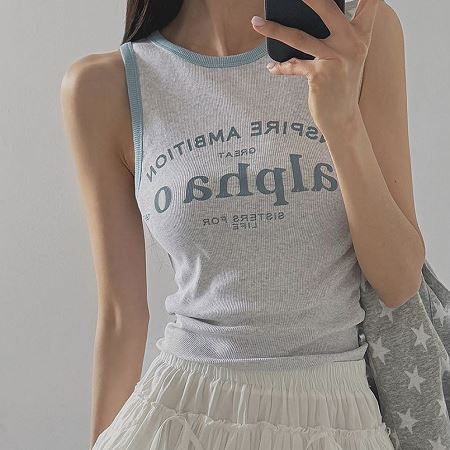 Dongdaemum Women’s Shirts, Tops & T-Shirts, a testament to the elegance and quality of wholesale Korean fashion.