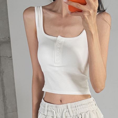 Dongdaemum Women’s Shirts, Tops & T-Shirts, a testament to the elegance and quality of wholesale Korean fashion.