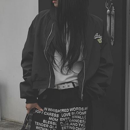 Dongdaemum Women’s Coats & Jackets, a testament to the elegance and quality of wholesale Korean fashion.