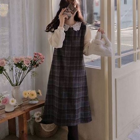 A collection of Dongdaemum Women’s Dresses, encapsulating the charm of Korean fashion.