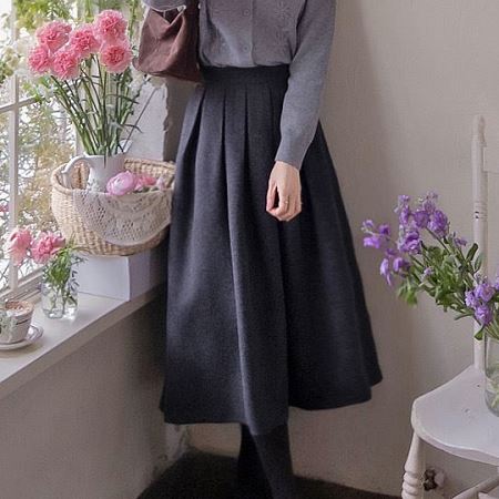 Dongdaemum Women’s Dresses, a testament to the elegance and quality of wholesale Korean fashion.