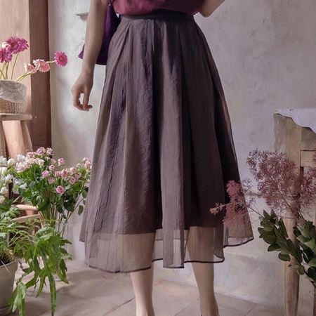 Dongdaemum Women’s Dresses, a testament to the elegance and quality of wholesale Korean fashion.
