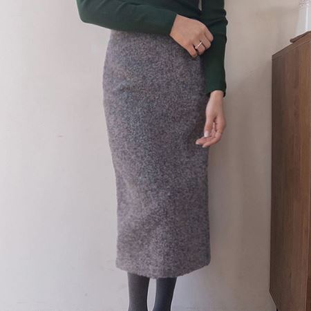 A collection of Dongdaemum Women’s Dresses, encapsulating the charm of Korean fashion.