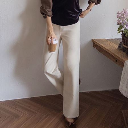 An array of Dongdaemum Women’s Pants, embodying the versatility of Korean fashion.