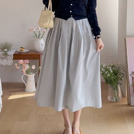 A collection of Dongdaemum Women’s Dresses, encapsulating the charm of Korean fashion.