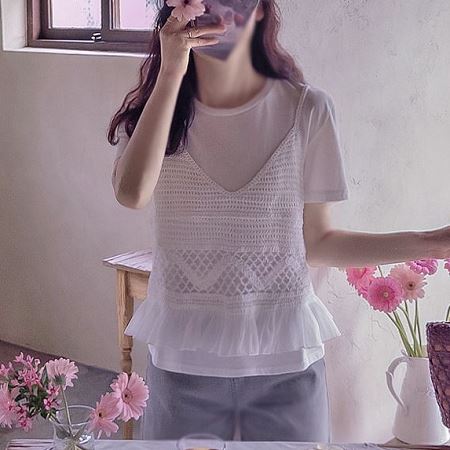Dongdaemum Women’s One-Pieces, a testament to the elegance and quality of wholesale Korean fashion.