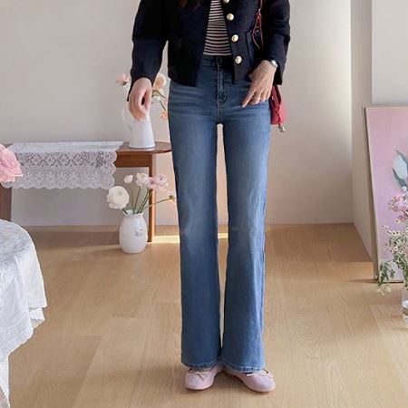 An array of Dongdaemum Women’s Pants, embodying the versatility of Korean fashion.