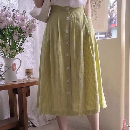 Dongdaemum Women’s Dresses, a testament to the elegance and quality of wholesale Korean fashion.