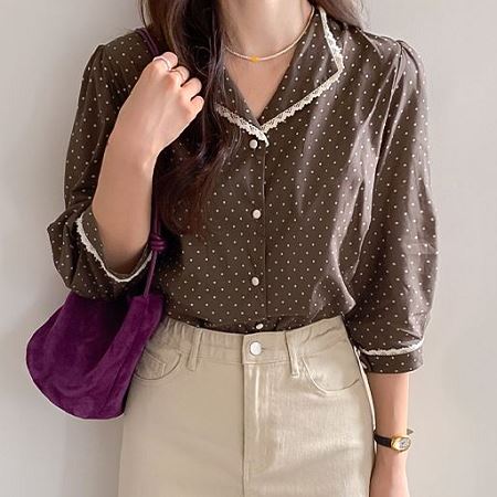 Dongdaemum Women’s Shirts, Tops & T-Shirts, a testament to the elegance and quality of wholesale Korean fashion.