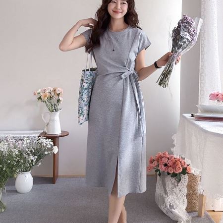 A collection of Dongdaemum Women’s Dresses, encapsulating the charm of Korean fashion.