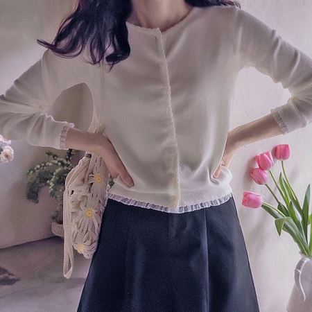 Dongdaemum Women’s Coats & Jackets, a testament to the elegance and quality of wholesale Korean fashion.