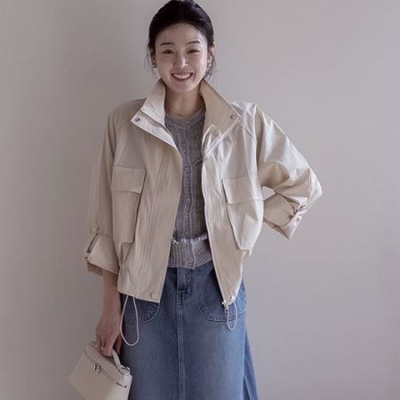 Dongdaemum Women’s Coats & Jackets, a testament to the elegance and quality of wholesale Korean fashion.