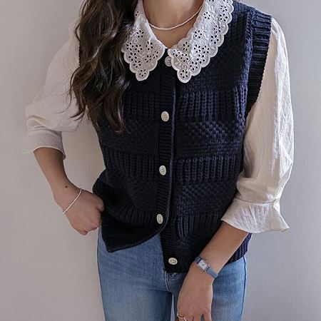 Dongdaemum Women’s Coats & Jackets, a testament to the elegance and quality of wholesale Korean fashion.