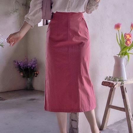 A collection of Dongdaemum Women’s Dresses, encapsulating the charm of Korean fashion.